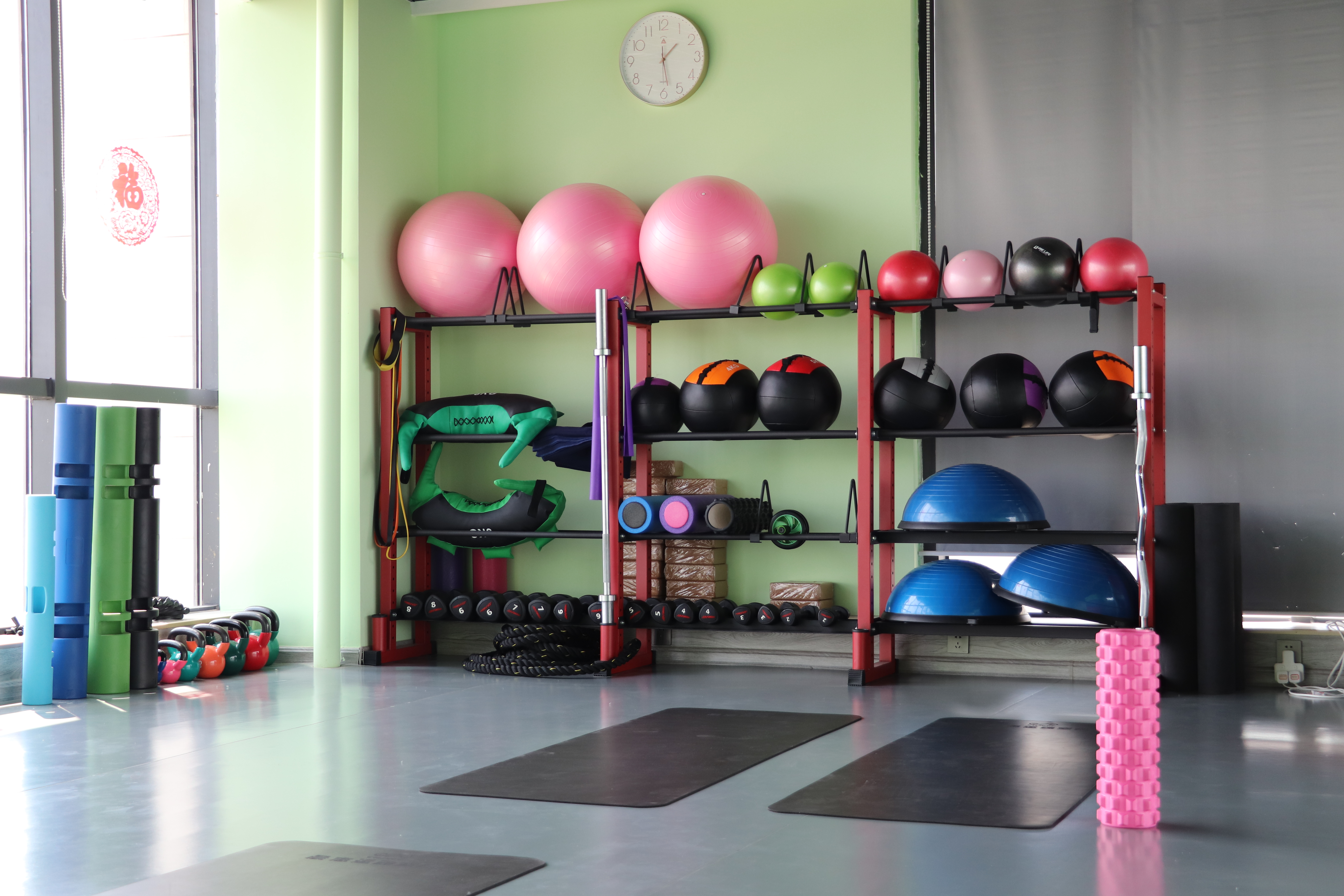 恭喜青島新想企服與晨志運動空間達成短視頻拍攝運營的合作